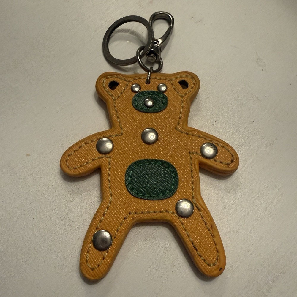 Flat Bear Luxury Key‎ Chain/Bag Charm Preloved Metal Features/Fittings 3"x4"